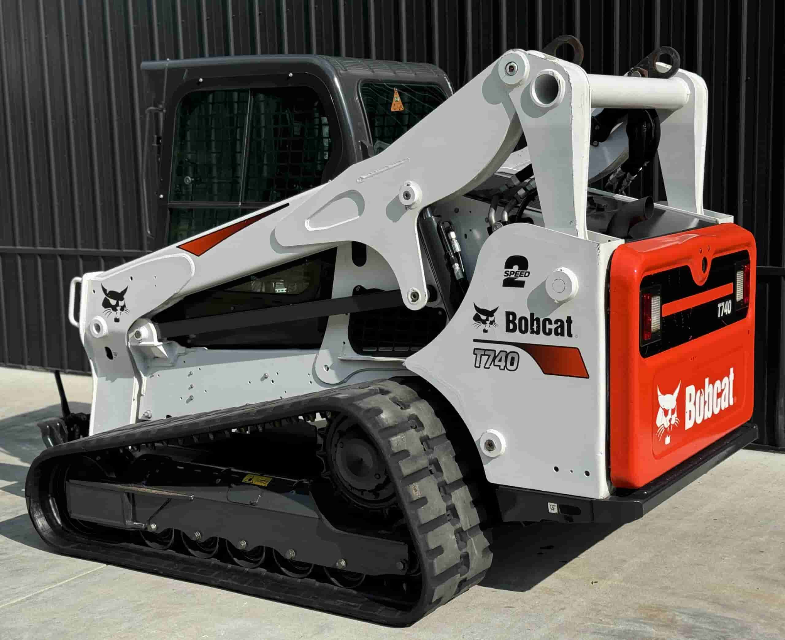 2019 BOBCAT T740 HIGH FLOW
